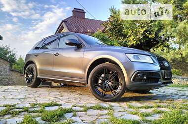 Внедорожник / Кроссовер Audi Q5 2017 в Ровно