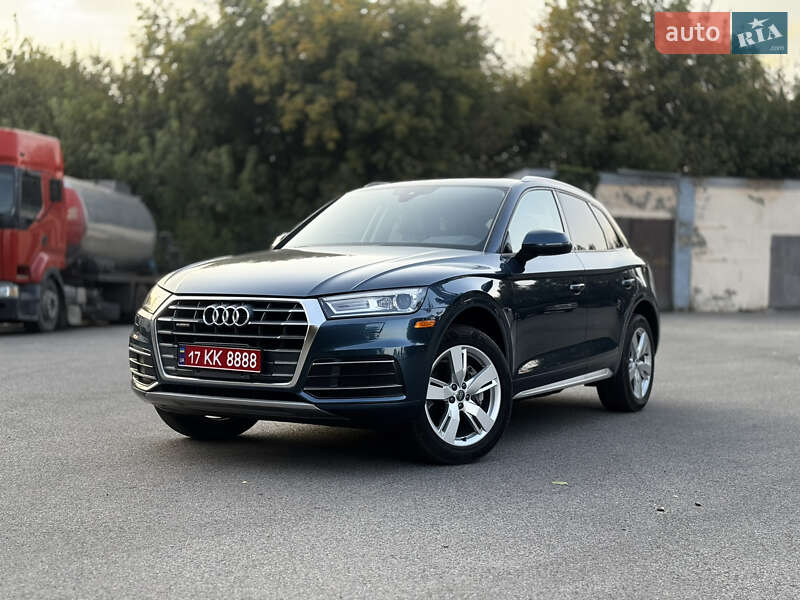 Позашляховик / Кросовер Audi Q5 2018 в Лубнах