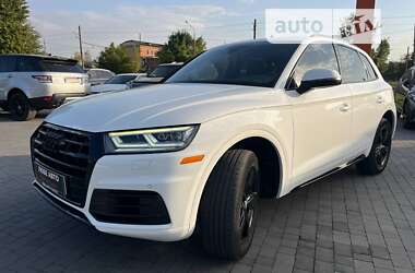 Внедорожник / Кроссовер Audi Q5 2017 в Львове