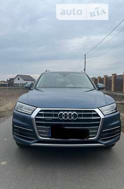 Позашляховик / Кросовер Audi Q5 2017 в Києві