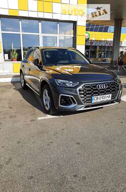 Позашляховик / Кросовер Audi Q5 2021 в Києві