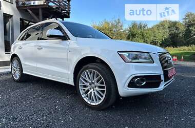 Позашляховик / Кросовер Audi Q5 2017 в Львові