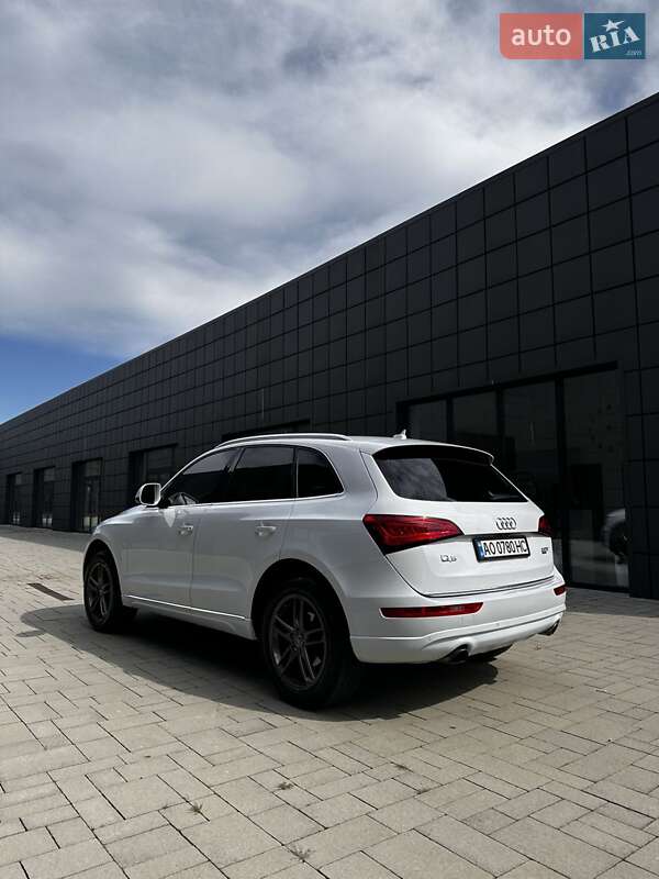 Внедорожник / Кроссовер Audi Q5 2014 в Тячеве фото 11 Внедорожник / Кроссовер Audi Q5 2014 в Тячеве