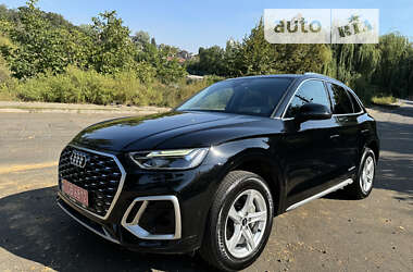 Внедорожник / Кроссовер Audi Q5 2021 в Киеве