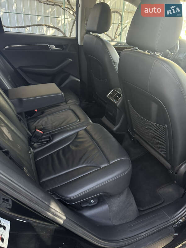 Внедорожник / Кроссовер Audi Q5 2012 в Тульчине