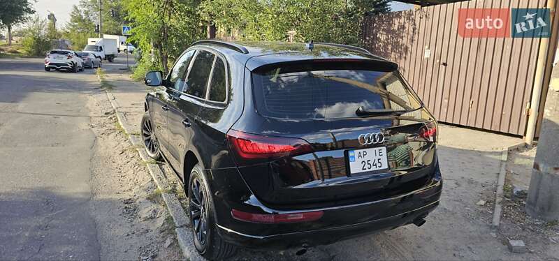 Позашляховик / Кросовер Audi Q5 2011 в Запоріжжі