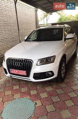 Внедорожник / Кроссовер Audi Q5 2014 в 