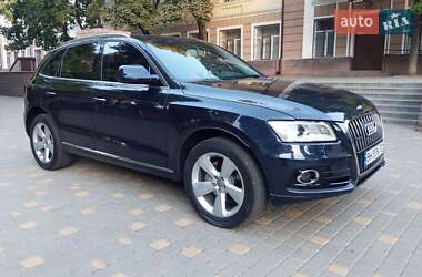 Внедорожник / Кроссовер Audi Q5 2015 в 