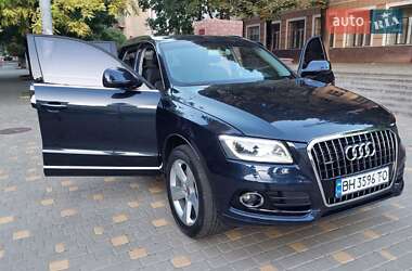Внедорожник / Кроссовер Audi Q5 2015 в 