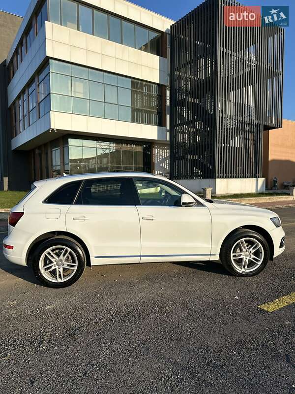 Внедорожник / Кроссовер Audi Q5 2014 в Львове