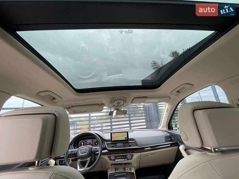 Внедорожник / Кроссовер Audi Q5 2019 в Ровно