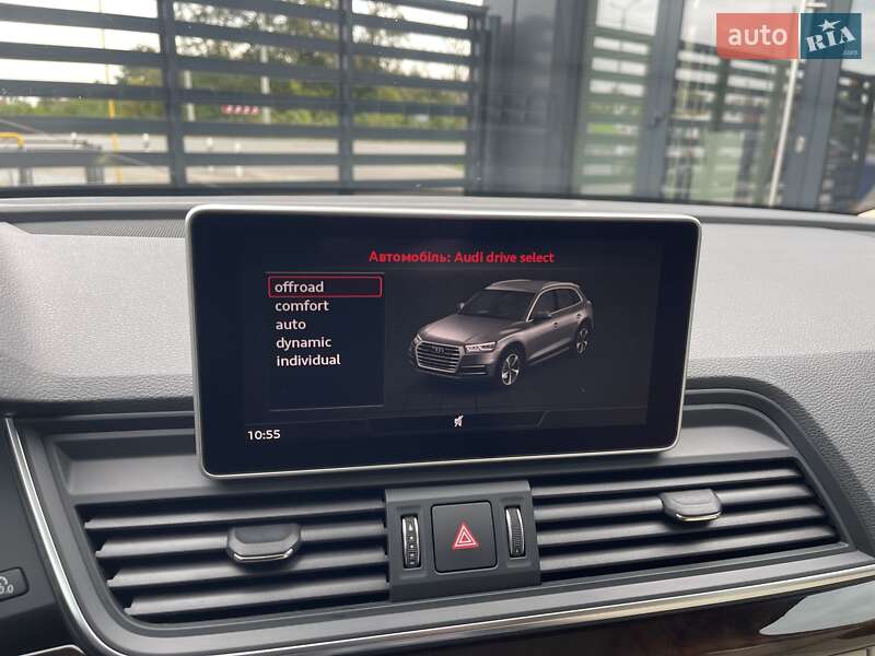 Внедорожник / Кроссовер Audi Q5 2019 в Ровно