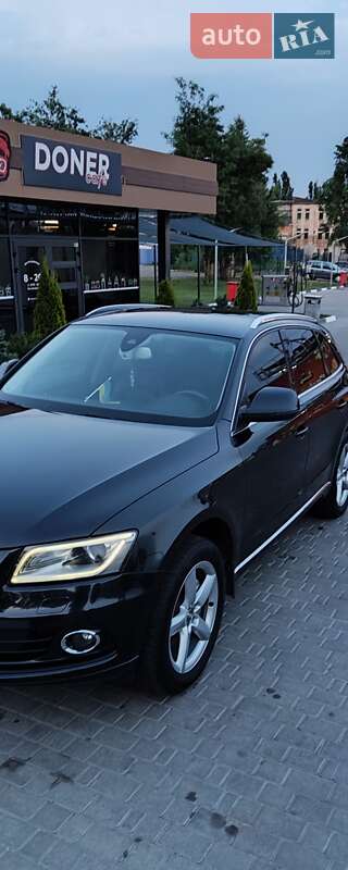Внедорожник / Кроссовер Audi Q5 2014 в Сумах