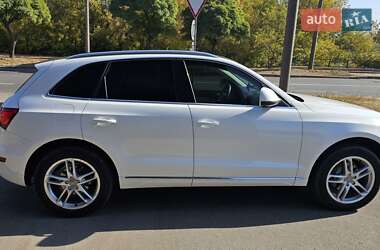 Внедорожник / Кроссовер Audi Q5 2014 в Харькове