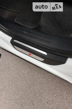 Внедорожник / Кроссовер Audi Q5 2011 в 