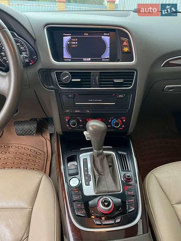 Позашляховик / Кросовер Audi Q5 2011 в Тетієві