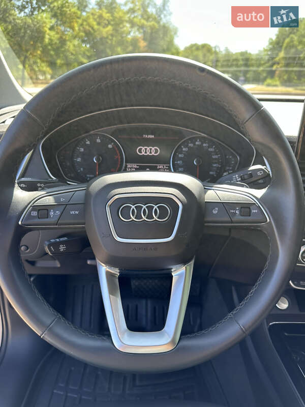 Позашляховик / Кросовер Audi Q5 2021 в Кропивницькому