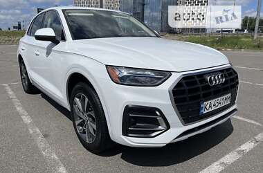 Внедорожник / Кроссовер Audi Q5 2020 в Киеве