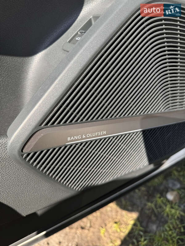 Внедорожник / Кроссовер Audi Q5 2017 в Львове