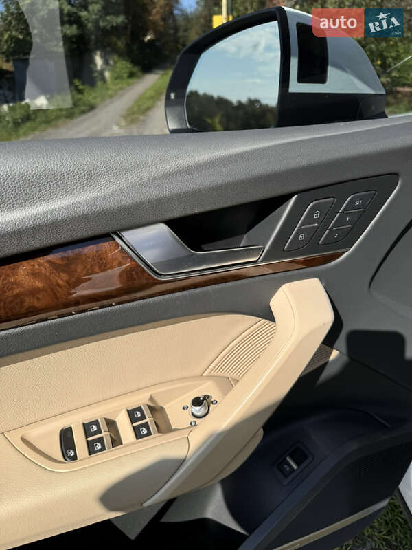 Внедорожник / Кроссовер Audi Q5 2017 в Львове