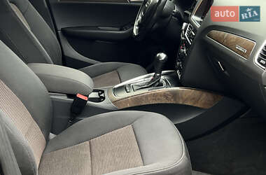 Внедорожник / Кроссовер Audi Q5 2010 в 