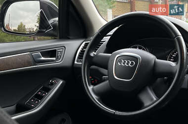 Внедорожник / Кроссовер Audi Q5 2010 в 
