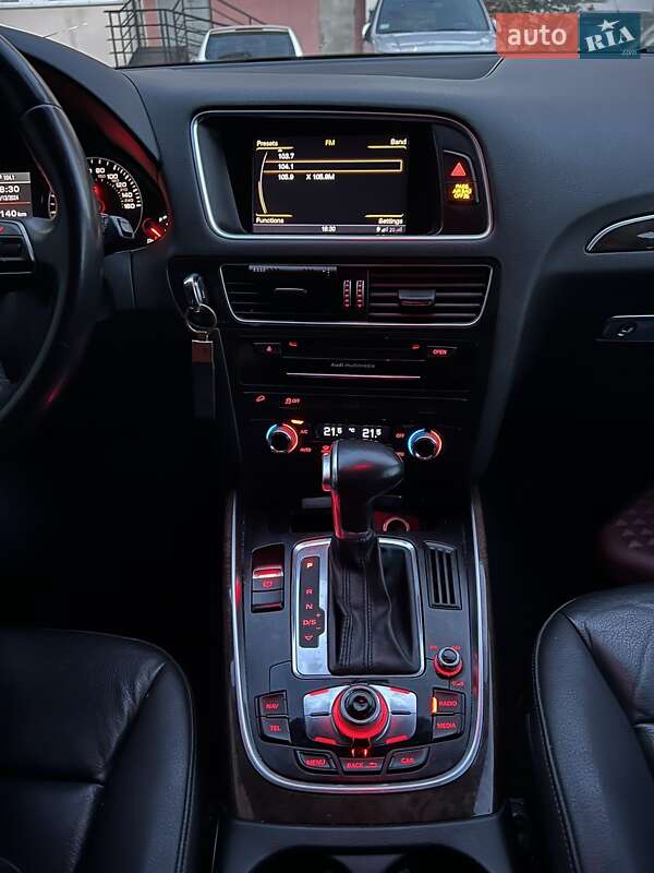 Позашляховик / Кросовер Audi Q5 2015 в Вінниці