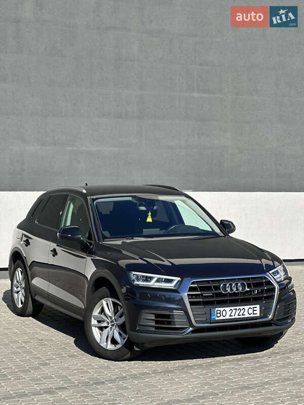 Внедорожник / Кроссовер Audi Q5 2018 в Тернополе