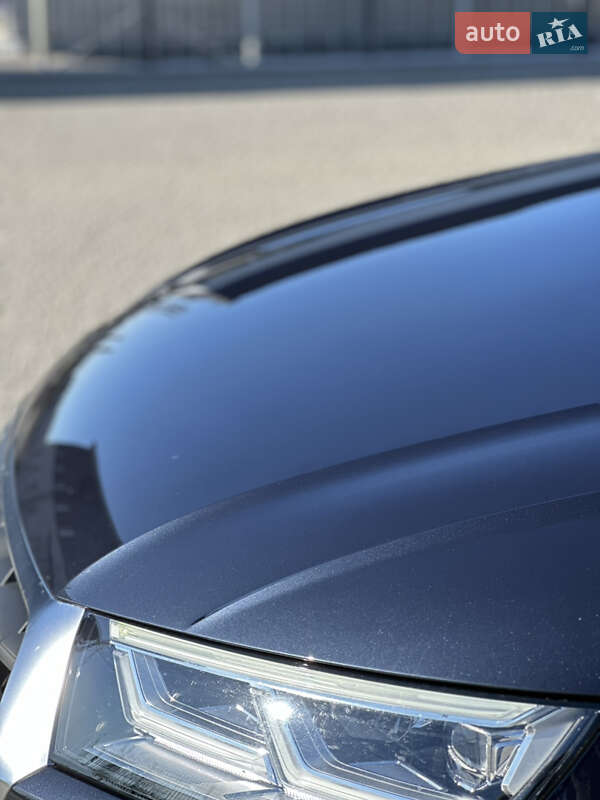 Внедорожник / Кроссовер Audi Q5 2018 в Тернополе