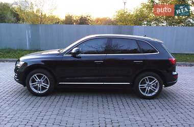 Внедорожник / Кроссовер Audi Q5 2015 в 