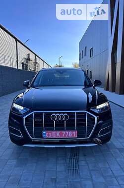 Позашляховик / Кросовер Audi Q5 2021 в Луцьку