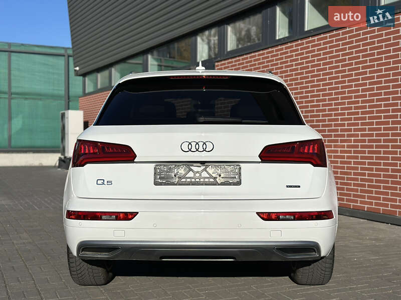 Внедорожник / Кроссовер Audi Q5 2018 в Львове