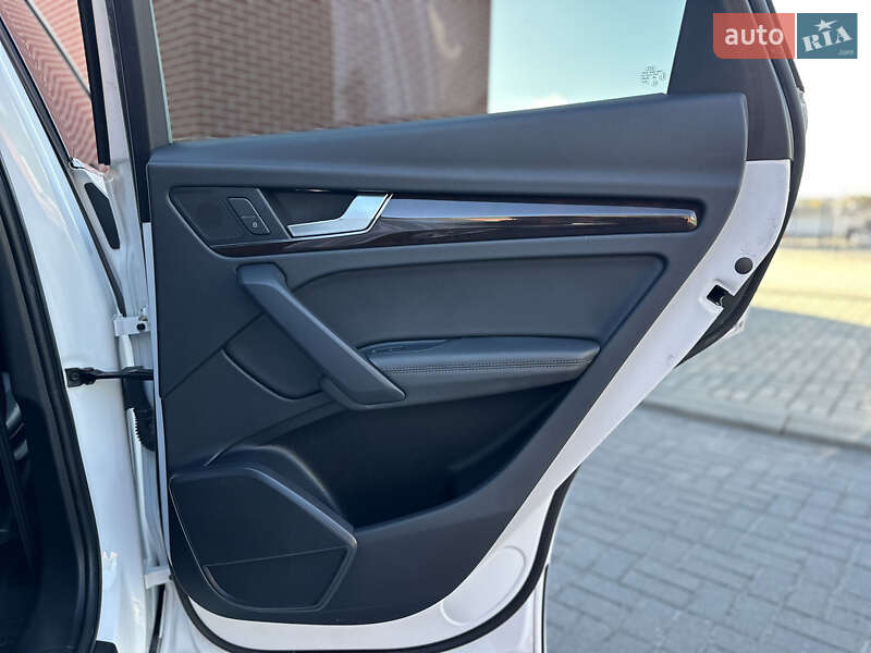 Внедорожник / Кроссовер Audi Q5 2018 в Львове