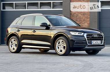 Внедорожник / Кроссовер Audi Q5 2019 в Черновцах