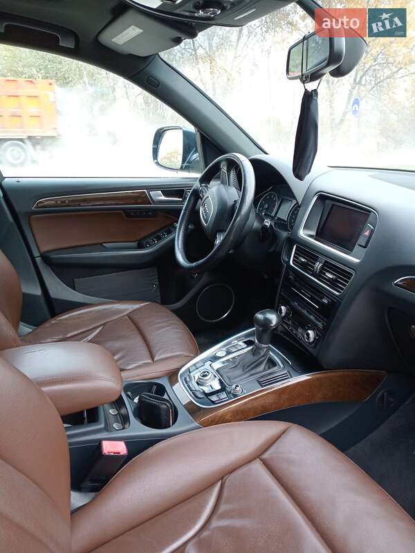 Позашляховик / Кросовер Audi Q5 2013 в Миколаєві