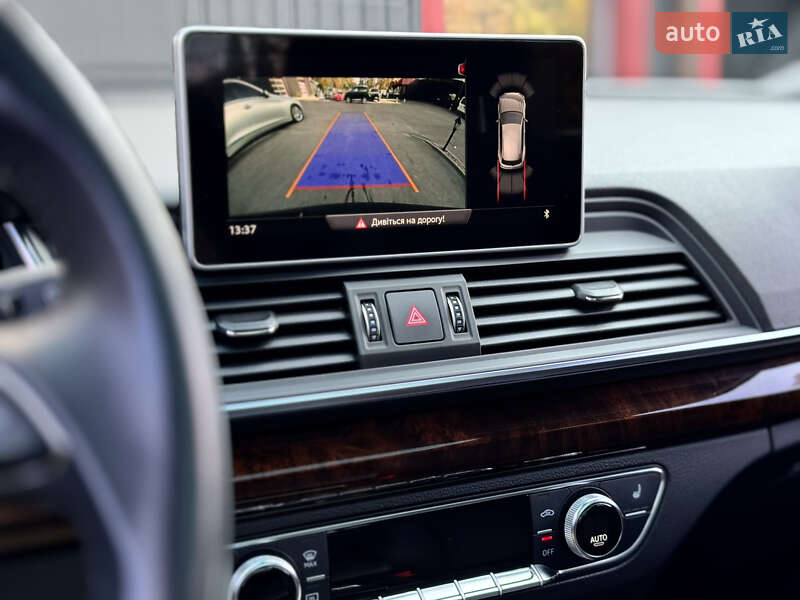 Позашляховик / Кросовер Audi Q5 2018 в Києві