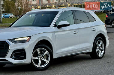 Внедорожник / Кроссовер Audi Q5 2021 в Киеве