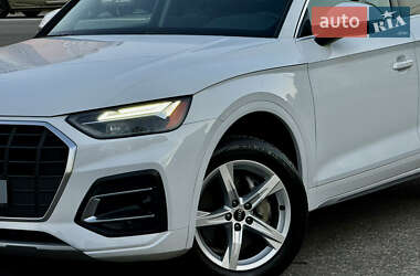 Внедорожник / Кроссовер Audi Q5 2021 в Киеве