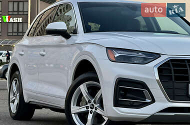 Внедорожник / Кроссовер Audi Q5 2021 в Киеве