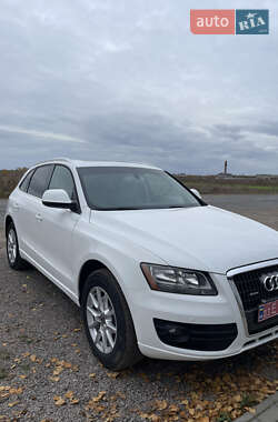 Внедорожник / Кроссовер Audi Q5 2012 в Березному