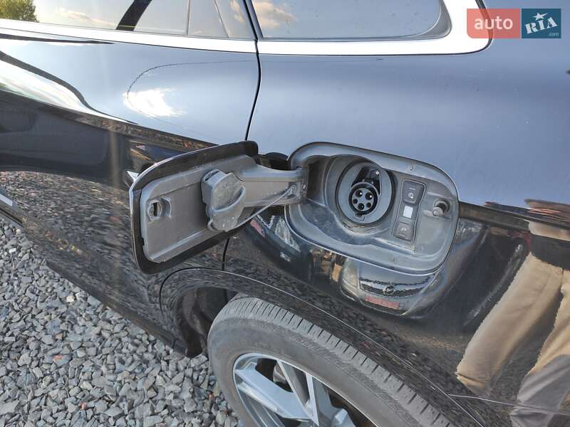 Внедорожник / Кроссовер Audi Q5 2020 в Нововолынске