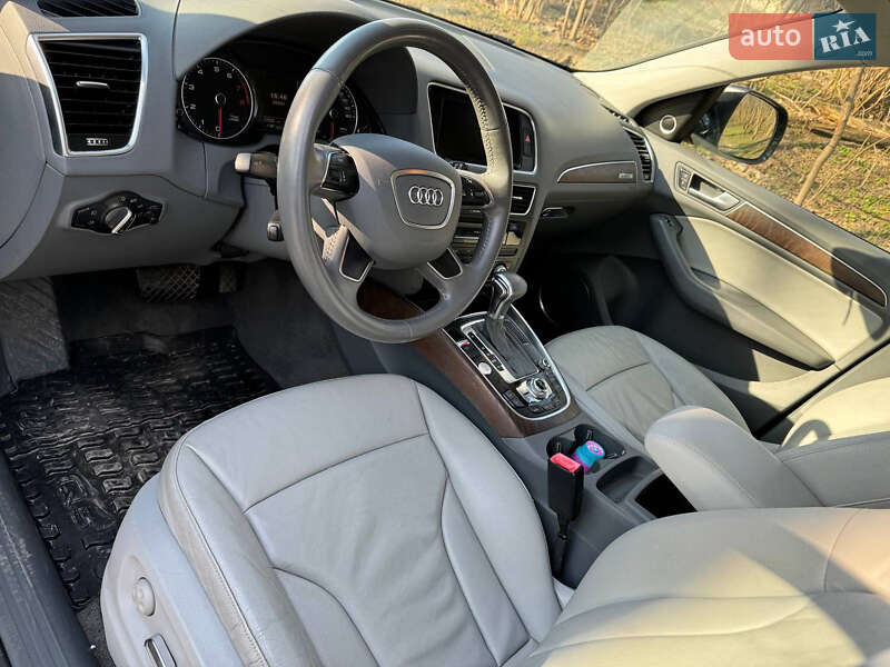 Внедорожник / Кроссовер Audi Q5 2013 в Львове