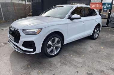 Внедорожник / Кроссовер Audi Q5 2020 в Киеве
