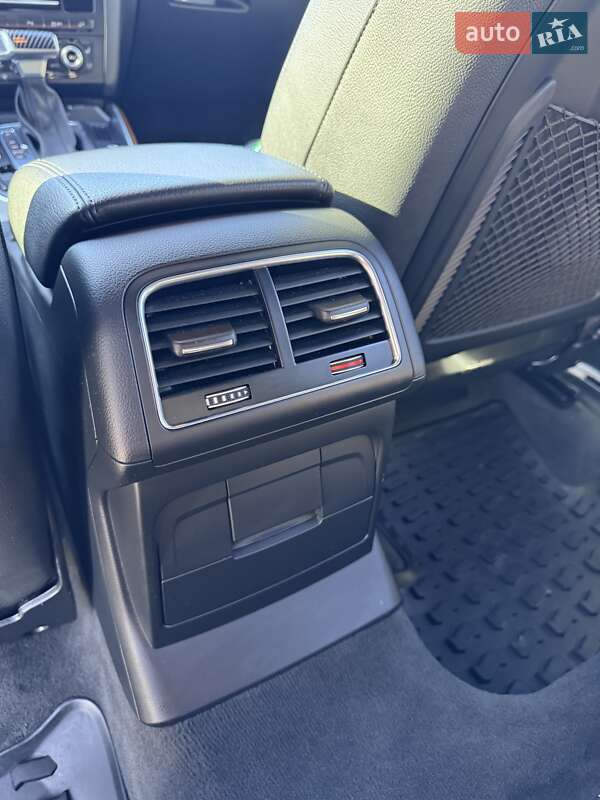 Позашляховик / Кросовер Audi Q5 2014 в Ужгороді