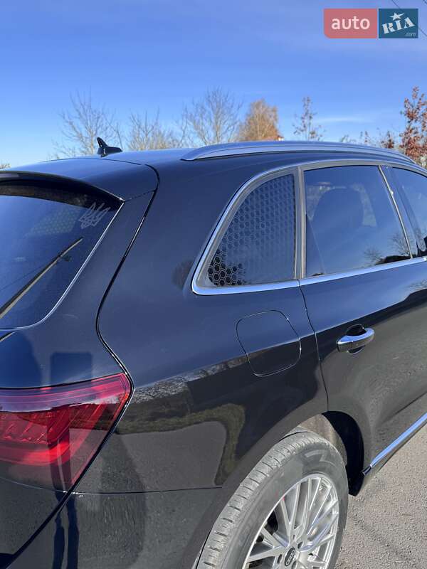Позашляховик / Кросовер Audi Q5 2014 в Ужгороді