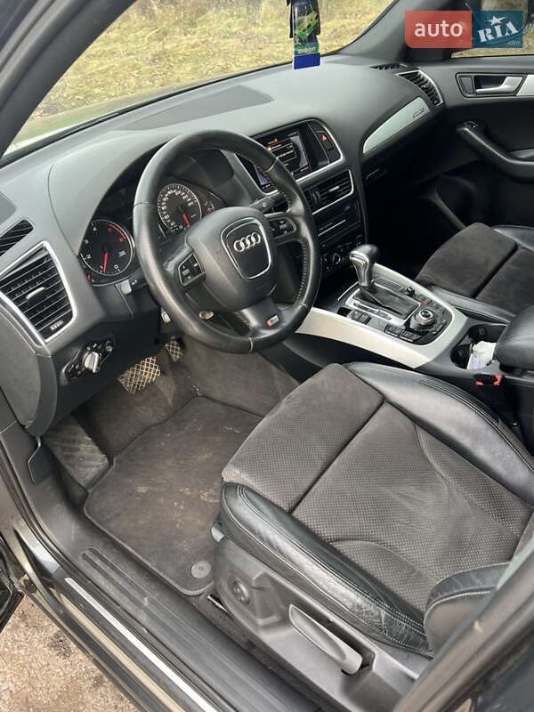 Позашляховик / Кросовер Audi Q5 2011 в Варві