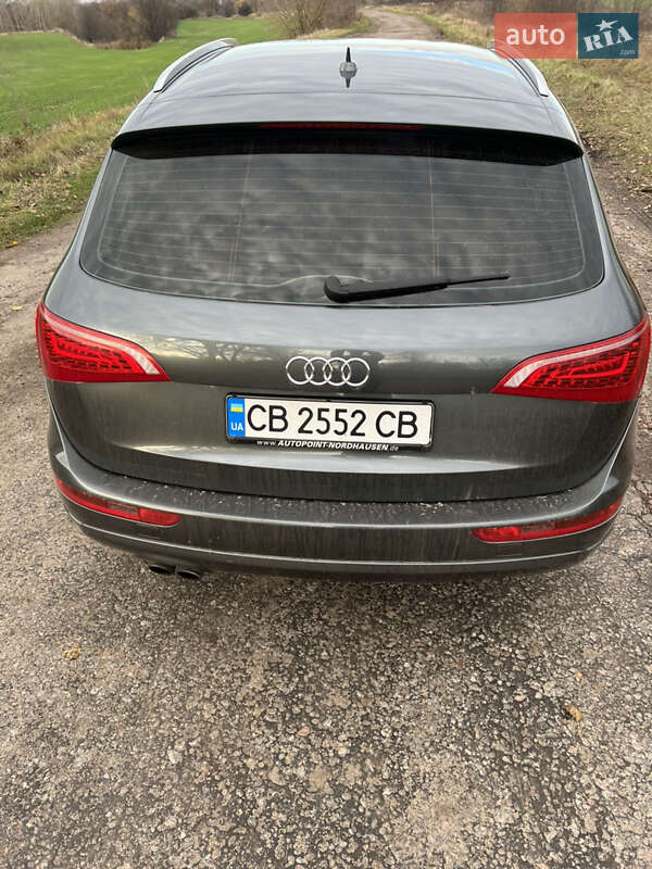 Позашляховик / Кросовер Audi Q5 2011 в Варві