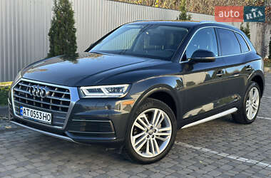Внедорожник / Кроссовер Audi Q5 2019 в 