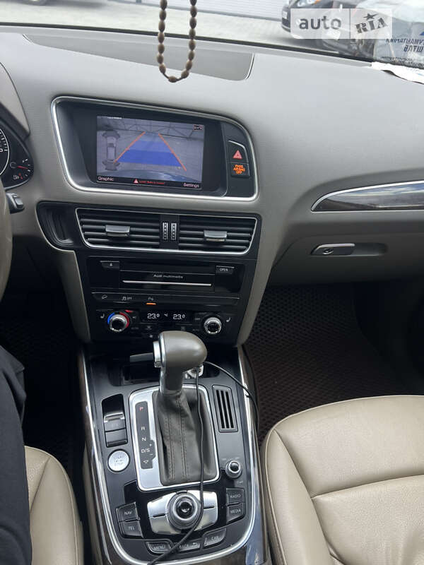 Внедорожник / Кроссовер Audi Q5 2012 в Виннице