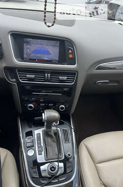 Внедорожник / Кроссовер Audi Q5 2012 в 